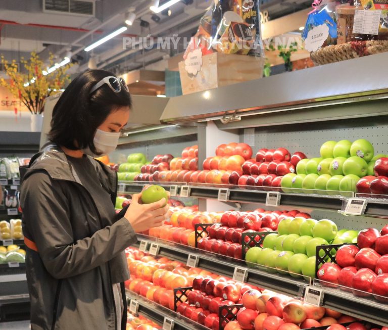 FineLife – The  first super market with self-checkout counters in Vietnam